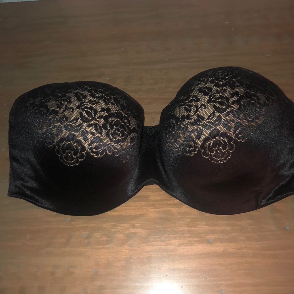 SOMA NWOT Black lace strapless bra 36G